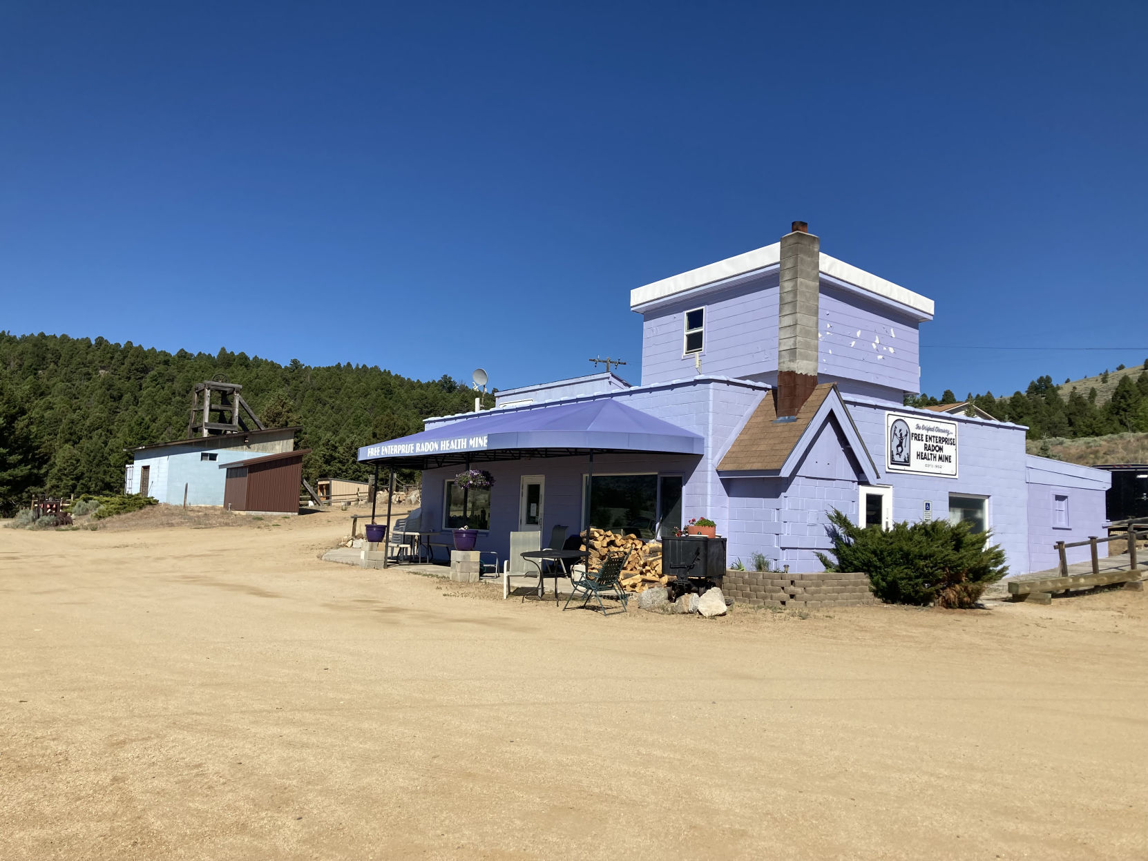 Radon mine